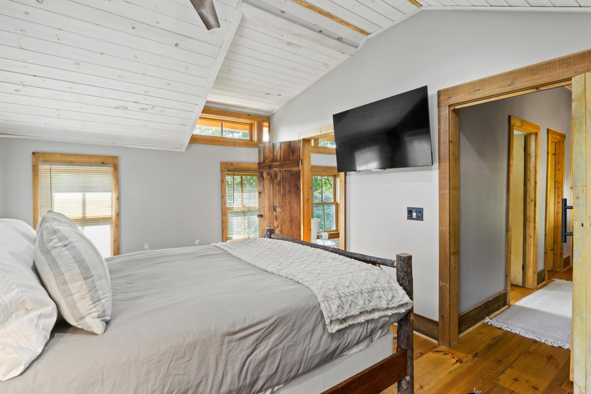 Cozy Two Bedroom Home On Canandaigua Lake Rushville Buitenkant foto