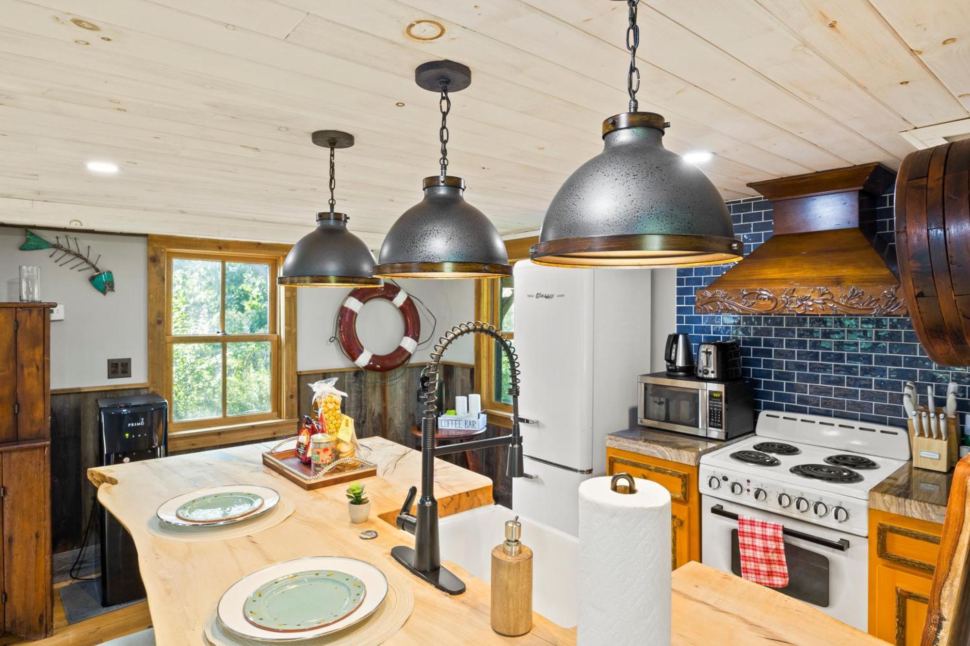 Cozy Two Bedroom Home On Canandaigua Lake Rushville Buitenkant foto