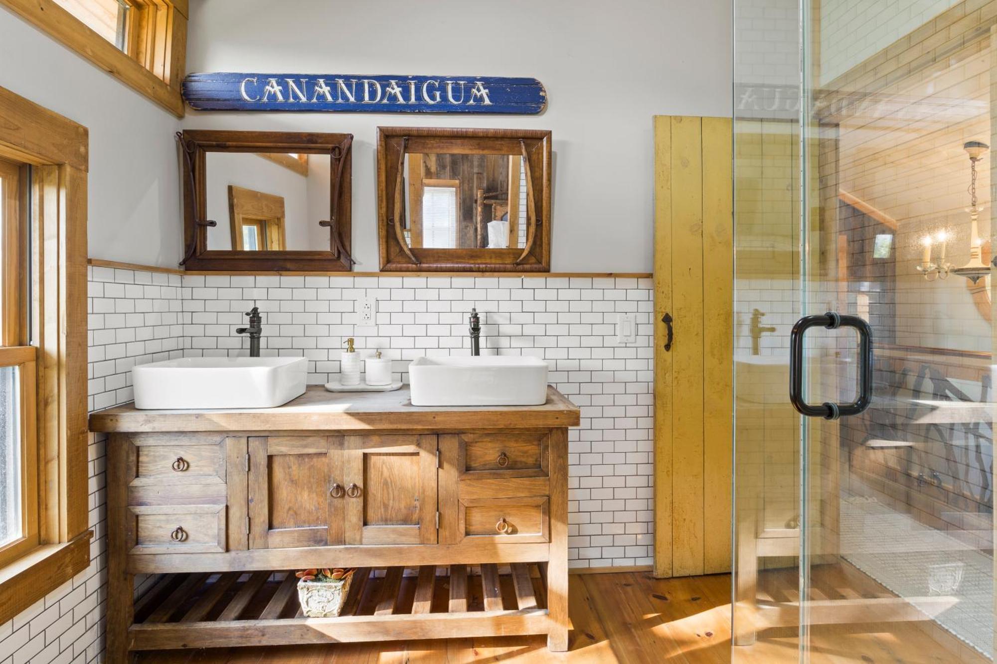 Cozy Two Bedroom Home On Canandaigua Lake Rushville Buitenkant foto