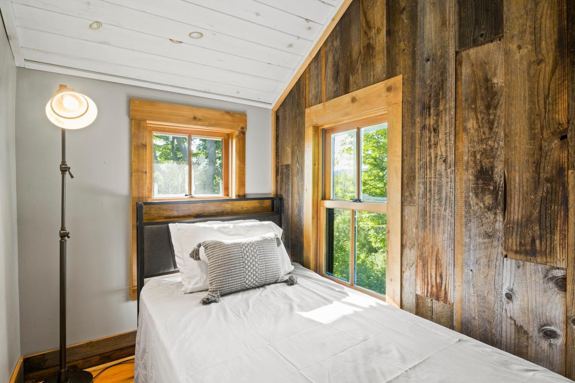 Cozy Two Bedroom Home On Canandaigua Lake Rushville Buitenkant foto
